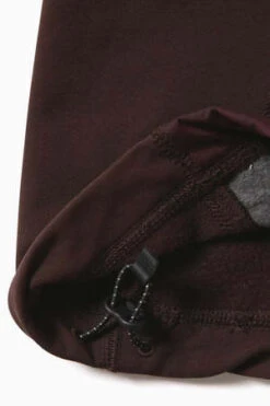 And WanderAnd Wander Stretch Shell Pants - Bordeaux 28 And WanderAnd Wander Stretch Shell Pants - Bordeaux -Garmentory Fashion Store And Wander Stretch Shell Pants Bordeaux 20230928215040 4