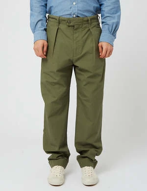 Engineered GarmentsCarlyle Cotton Ripstop Pant - Olive Green 2 Engineered GarmentsCarlyle Cotton Ripstop Pant - Olive Green - Image 2