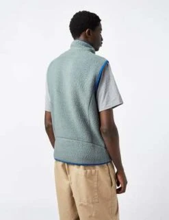 PatagoniaRetro Pile Vest - Nouveau Green -Garmentory Fashion Store Patagonia Retro Pile Vest Nouveau Green 20230814170938 2