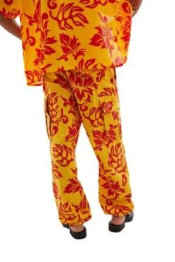 ERLPrinted Cargo Pants - Tropical Flowers -Garmentory Fashion Store Printed Cargo Pants Tropical Flowers 20230425145303 1