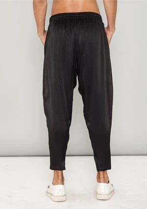 BERENIKUnisex Berenik LOOSE ELASTIC SILKY RAYON SATIN PANTS - Black 4 BERENIKUnisex Berenik LOOSE ELASTIC SILKY RAYON SATIN PANTS - Black - Image 4